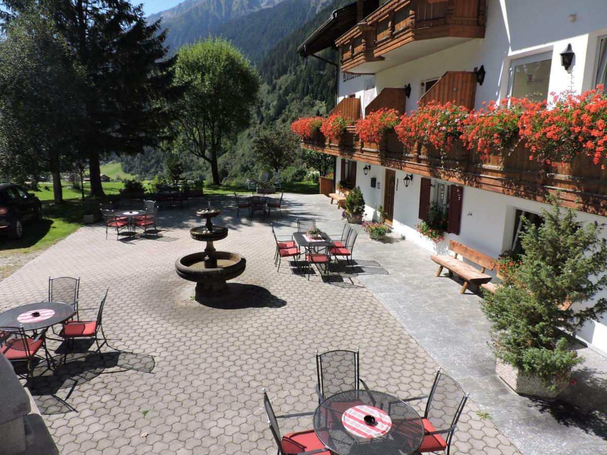 Kuehlerhof Aparthotel Anterselva di Mezzo Eksteriør bilde