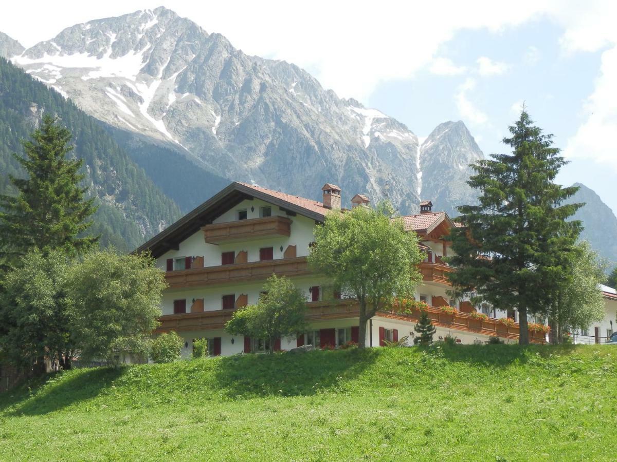 Kuehlerhof Aparthotel Anterselva di Mezzo Eksteriør bilde
